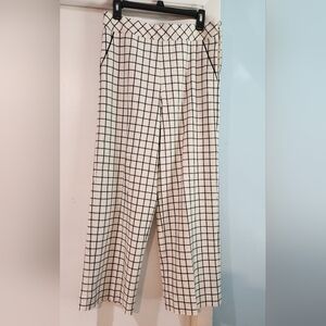 Women's Sara Campbell white pants with black stripes size M